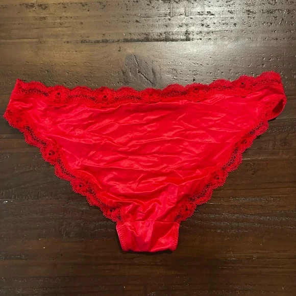Victoria's Secret Angels Red Satin & Lace Bikini Panties ❤️ - Picture 2 of 3
